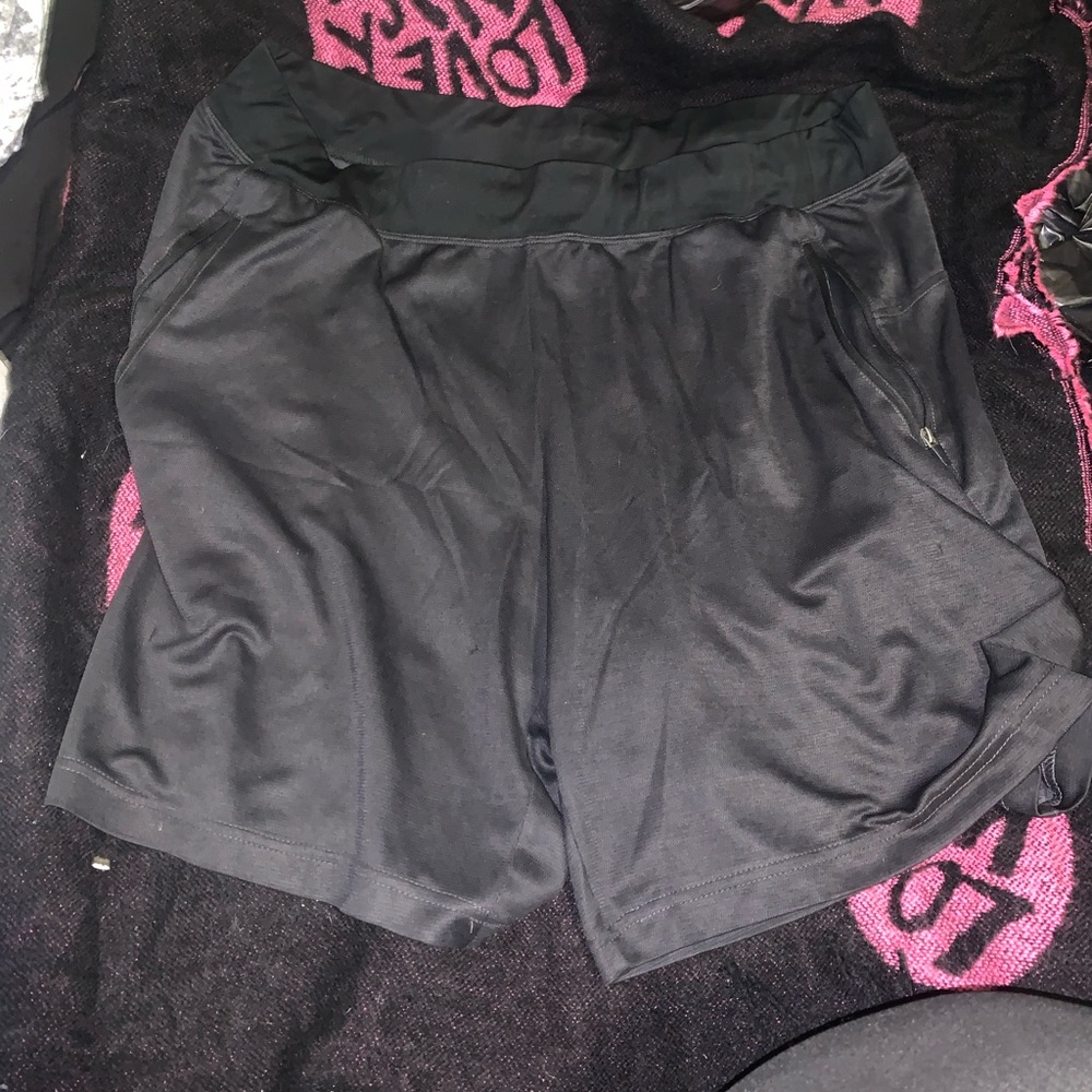 Athletic shorts